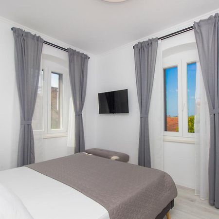 Apartment Ena ,City Center Šibenik Eksteriør billede
